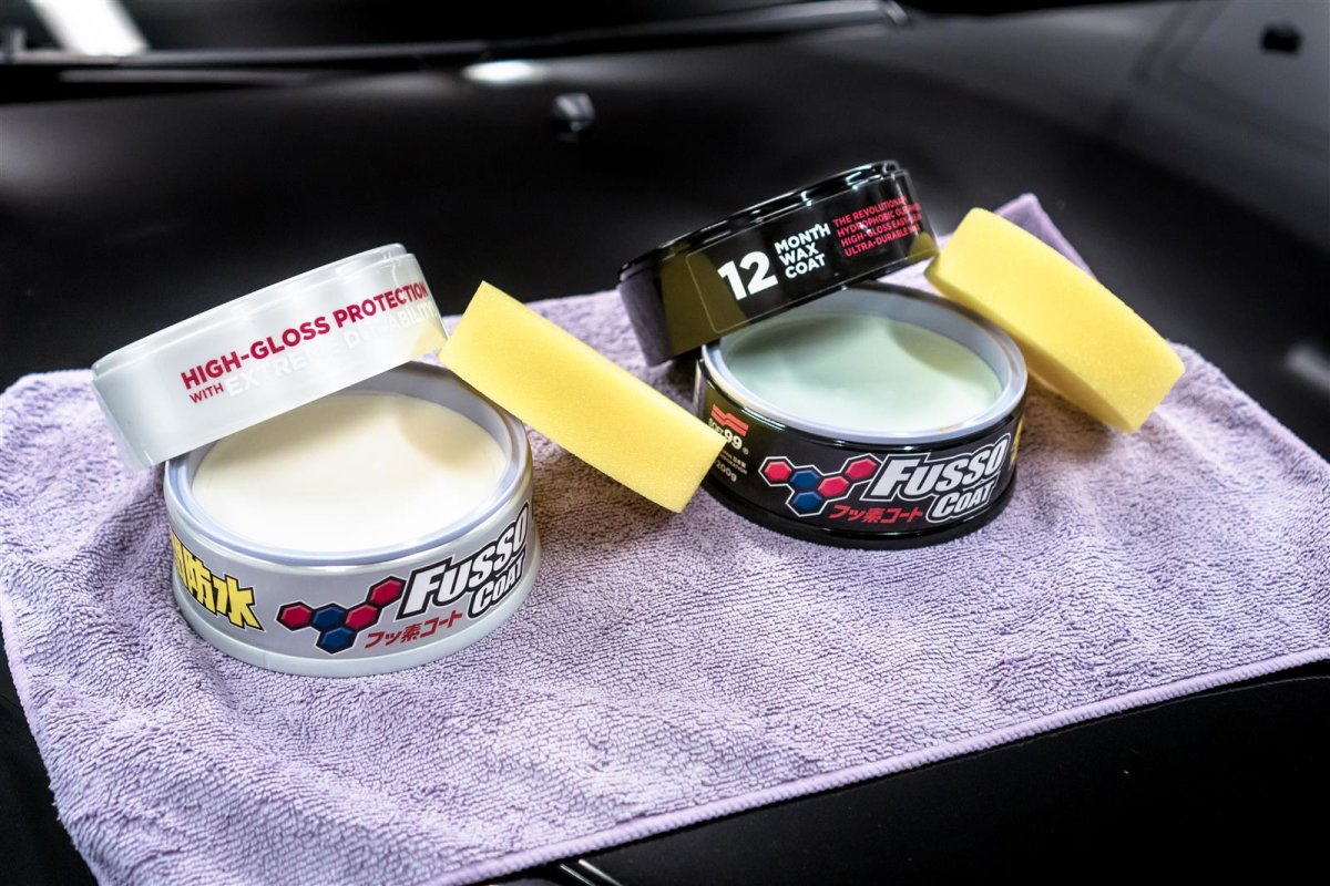 SOFT99 NEW FUSSO COAT 12 MONTHS  WAX DARK