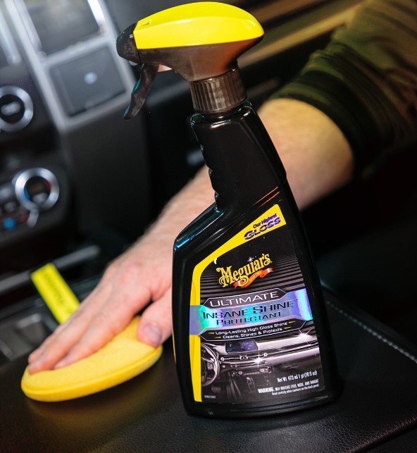 MEGUIAR´S ULTIMATE INSANE SHINE PROTECTANT